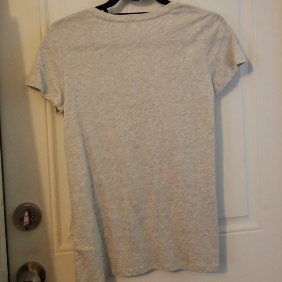 Club Monaco grey v neck tshirt - Picture 3 of 3